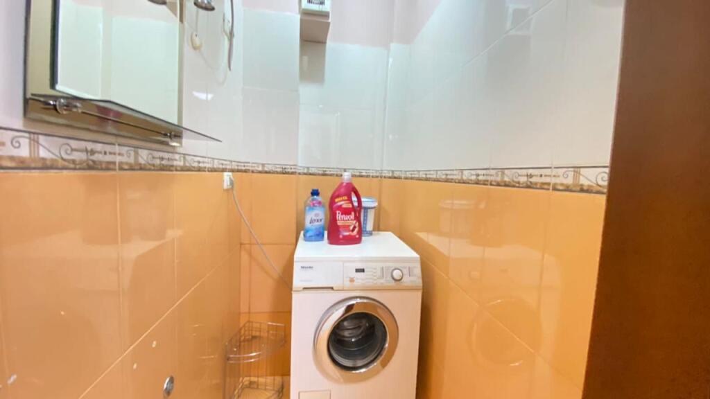 Apartament me qera 2+1 📍Rruga Barrikadave