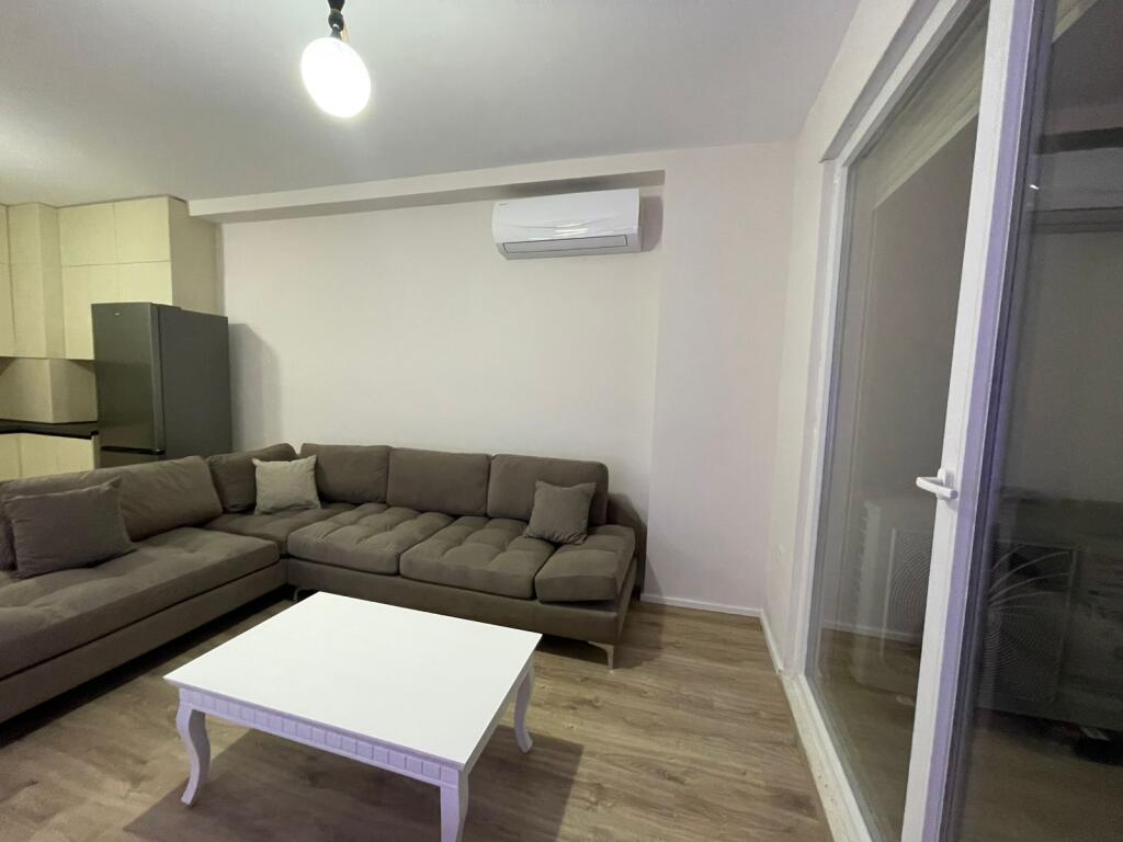 Apartament 2+1 + post parkimi tek Goldeen Park !