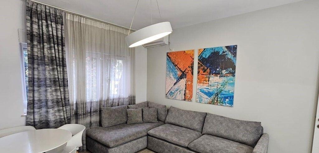 Apartament Modern 1+1 me Qira te “9-Katëshet”, Tiranë – Totalisht i Mobiluar