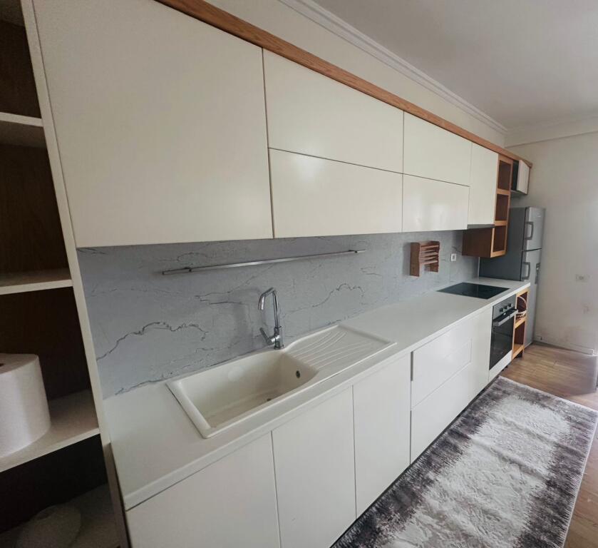 2+1, arredato nella stanza lounge, 5 maggio prezzo 550 mila lek