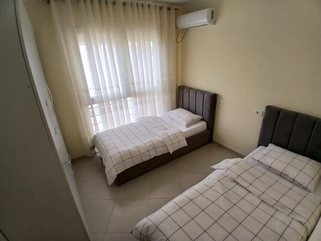 In affitto🔥  Appartamento 2+1+1 bagno con finestra  Via Hashing Hysen Dalliu ; Mine Peza