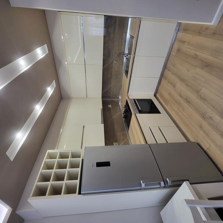 Jepet me qira apartament 1+1 në Liqenin e Thatë