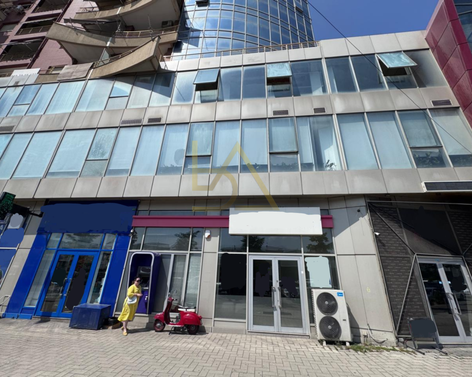 Shitet ambient biznesi në Astir