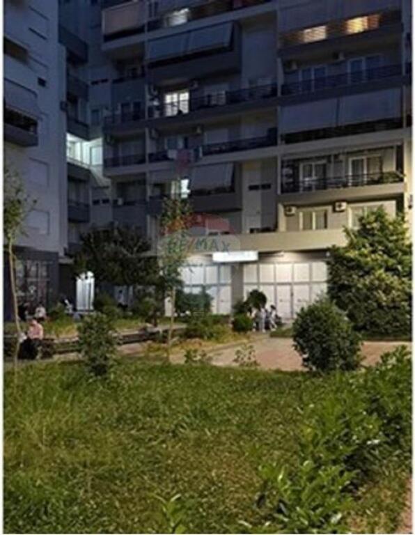 Dyqan - Për Shitje - Kika 2, Tiranë(ID: 530571001-123)