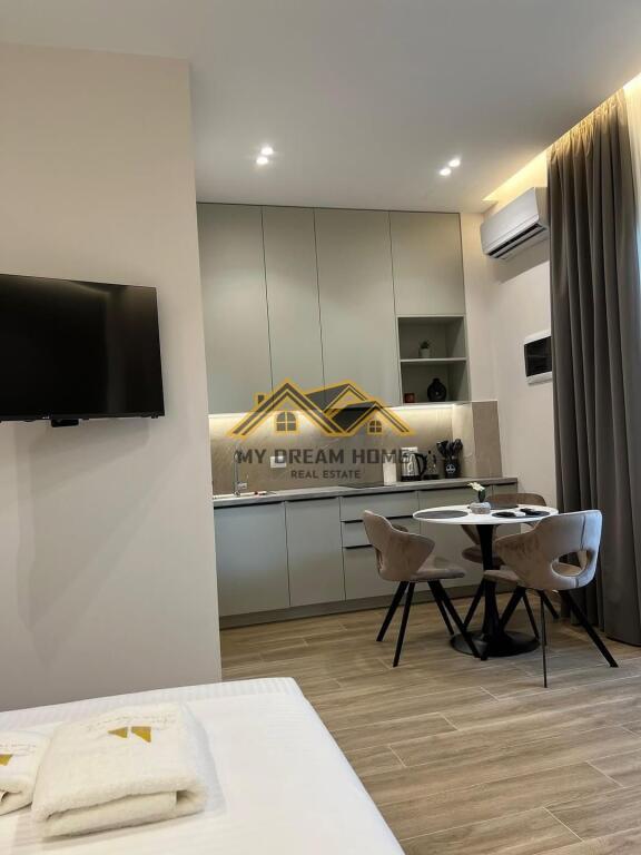 Shiten 2 studio te investuar ne Durrës Plazh