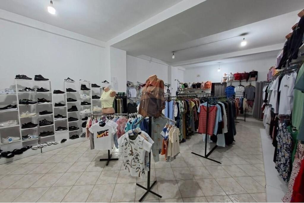 Dyqan - Për Shitje - Pallatet Çabej, Tiranë(ID: 530571005-9)