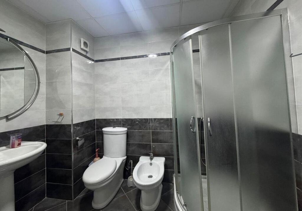 For rent 2+1+2 near Kmy, Yzberisht