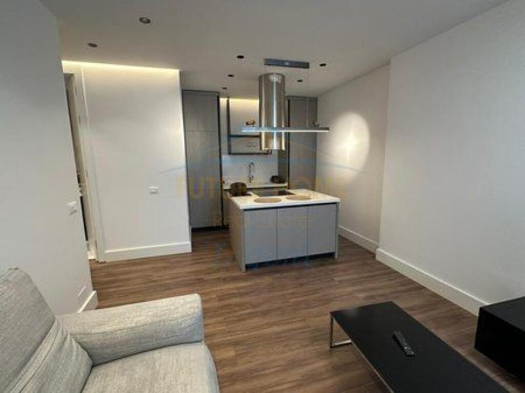 Shitet, Apartament 2+1, Kompleksi Grand Gallery, Tirane