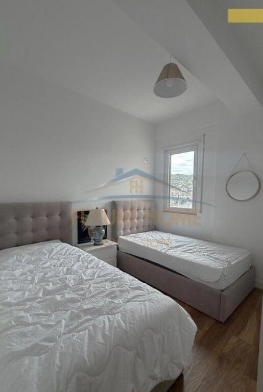 Shitet, Apartament 2+1 + Post Parkimi – Kompleksi Golden Park, pranë Spitalit Amerikan 3