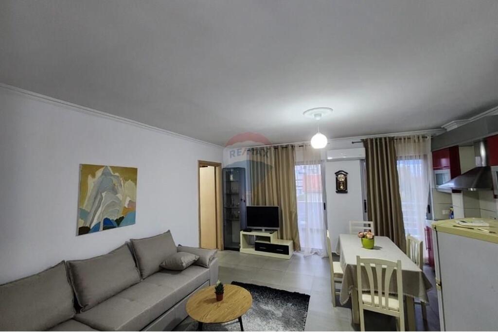 2+1 in affitto Al Kristal Center