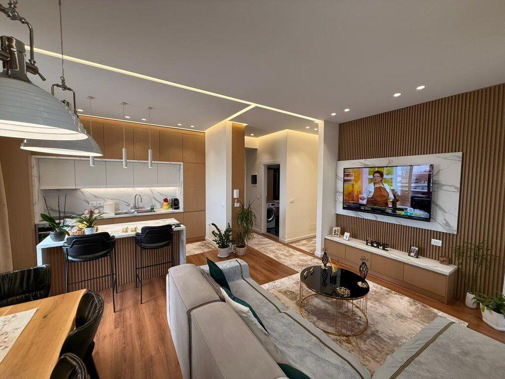 SHITET APARTAMENT 2+1 – SHKOLLA E KUQE