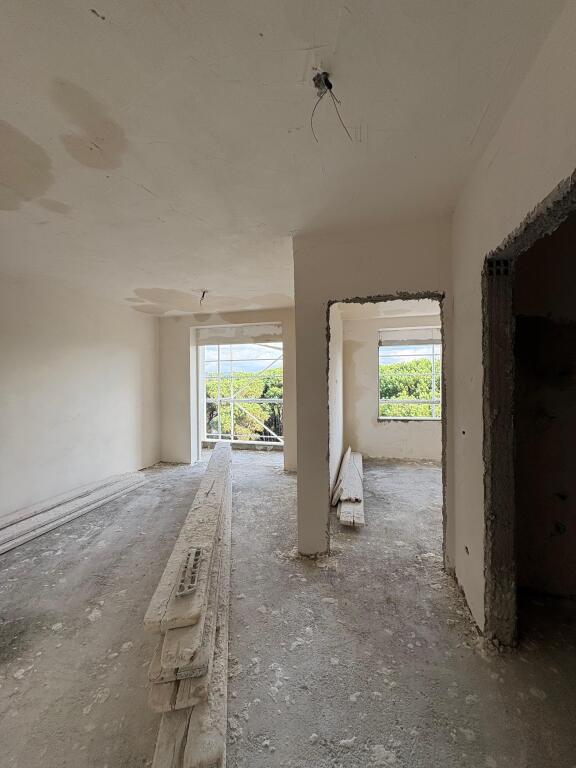 Apartament për shitje në Golem – Mes pishave, relaks dhe komfort! 🌿🏖️