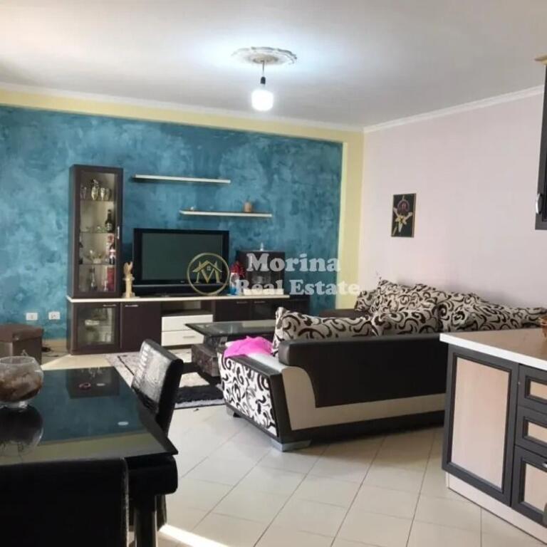 Qera apartamentin 2+1, pas Casa Italia, 420 Euro/Muaj