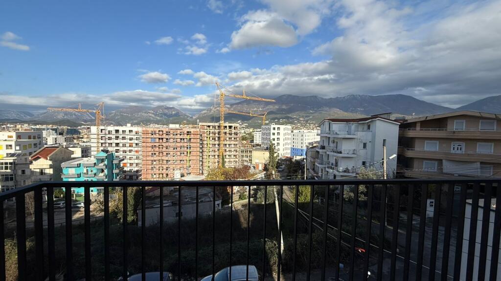 🏡 Apartament 1+1 në Shitje – Ali Demi, pranë Kompleksit KONTAKT
