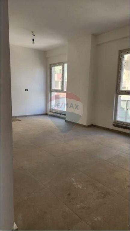 Apartament Për Shitje 2+1  Rruga Dritan Hoxha