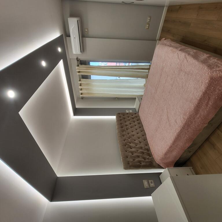 Jepet me qira apartament 1+1 në Liqenin e Thatë