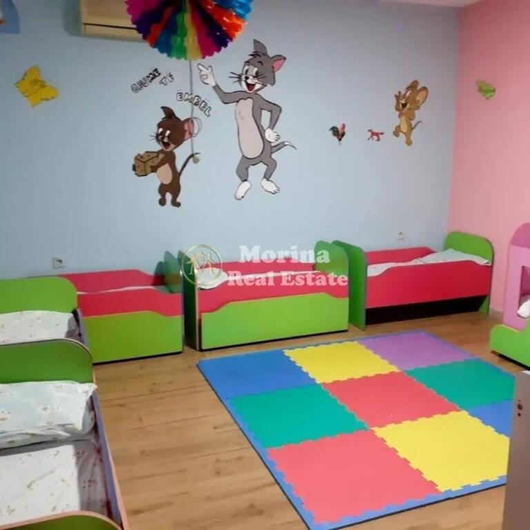 Qera, Ambjent Biznesi ,Rr.Besim Alla,1000 euro/muaj