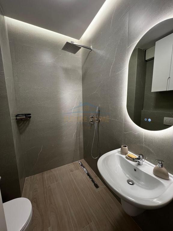 Qira , Apartament 2+1, Pazari i Ri, Tirane