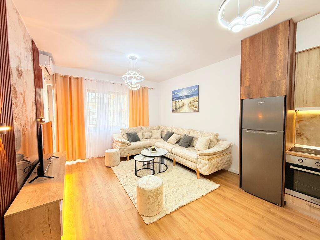 🏠 Shitet Apartament 2+1 – Astir (Ish Alfa Bank)