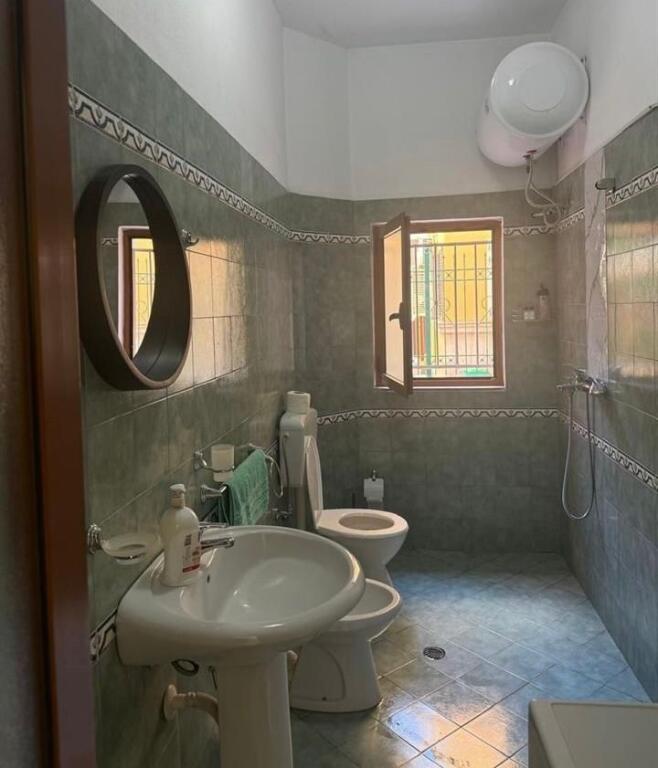 Jepet me qera Garsoniere