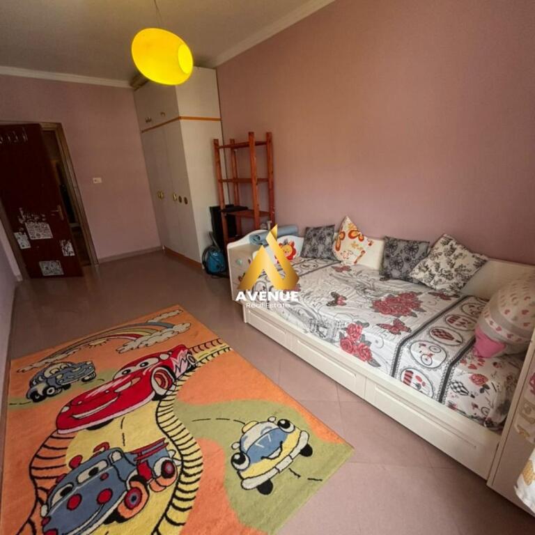 JEPET ME QIRA APARTAMENT 2+1 NË BLLOK, RRUGA NIKOLLA TUPE, TIRANË