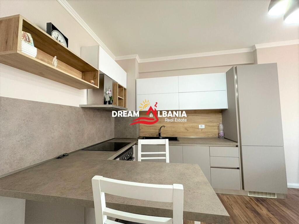 Jepet me qera apartament 2+1+2 tek Selvia prane Kompleksit Halili (ID 42214524)