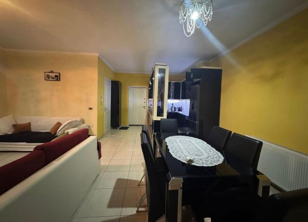 For rent 2+1+2 near Kmy, Yzberisht