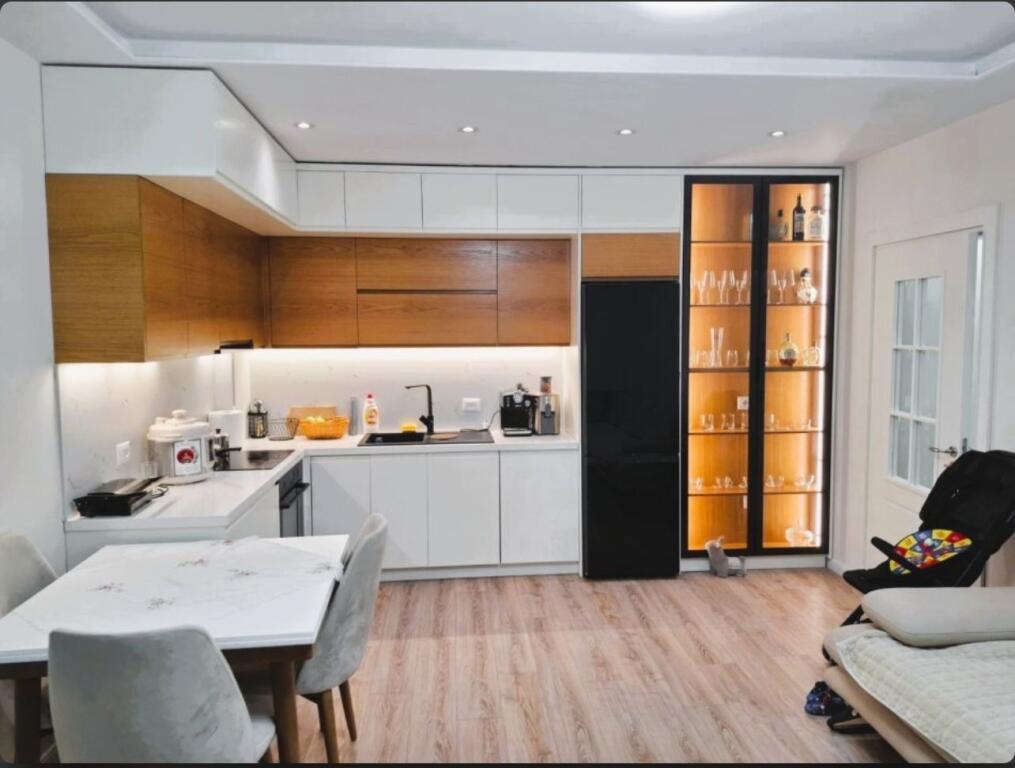 Vendesi in vendita Appartamento 1+1 arredato – Via Sali Butka