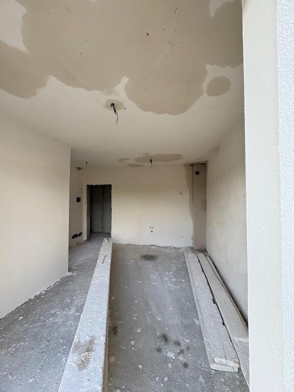 Apartament për shitje në Golem – Mes pishave, relaks dhe komfort! 🌿🏖️