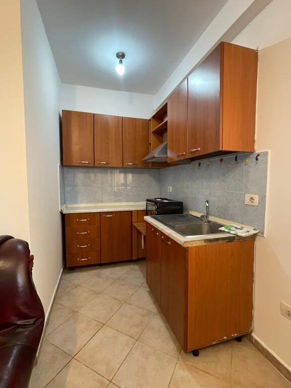 Appartamento 1+1 in affitto via Elbasan