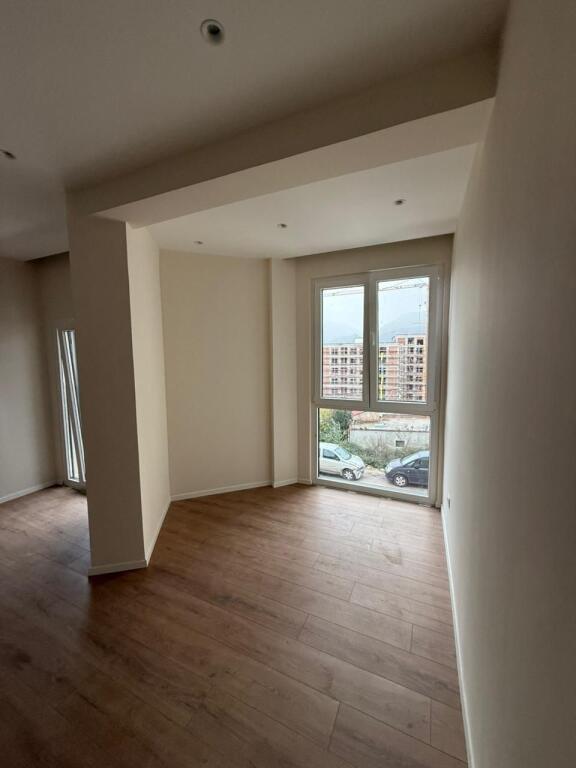 🏡 Apartament 1+1 në Shitje – Ali Demi, pranë Kompleksit KONTAKT