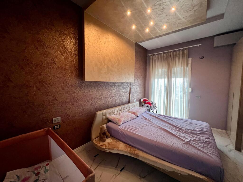 Penthouse Per Shitje Tek Marina Bay Vlore