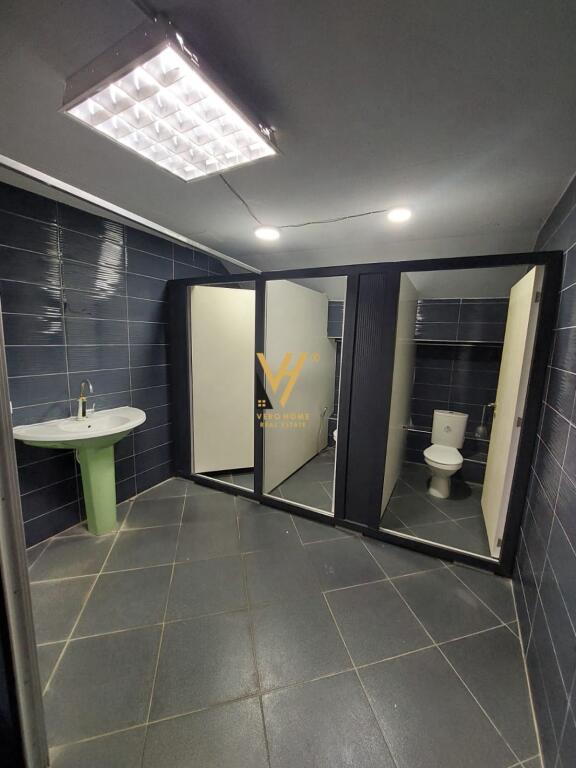 JEPET OBJEKT MULTIFUNKSIONAL ME QERA TE TOP CHANNEL 10.000 EURO