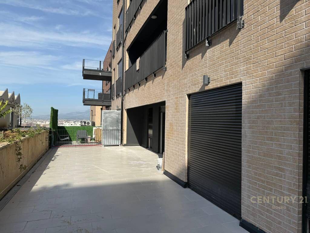 SHITET APARTAMENT 3+1 ME SUPER VERANDE TE KODRA E DIELLIT 2
