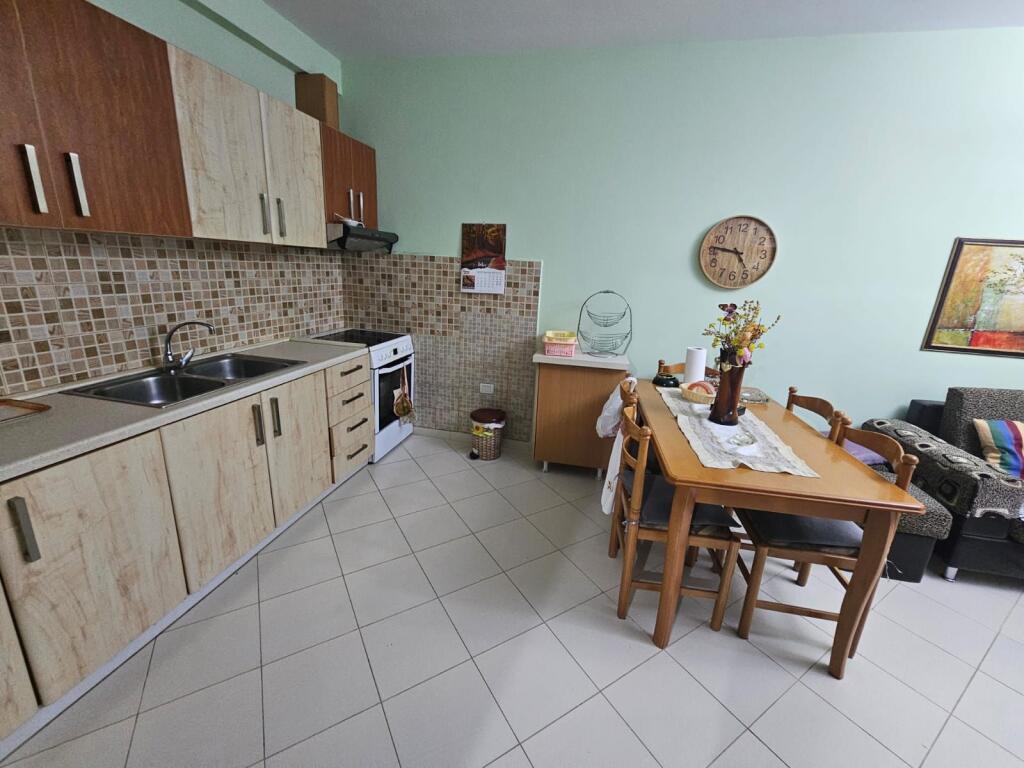 🏠 Jepet me qira Apartament 1+1 – Fresku