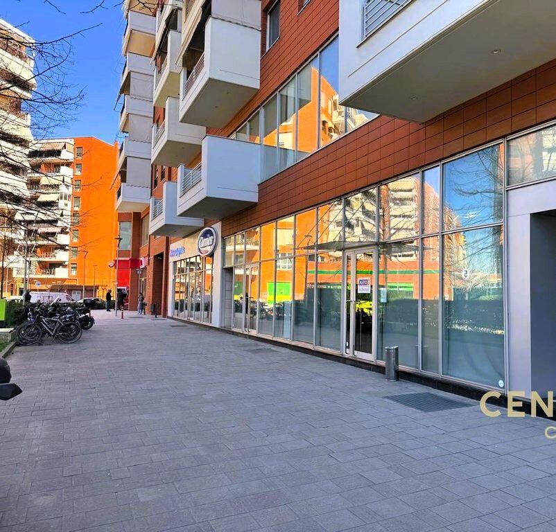 AMBIENT KOMERCIAL PRANE HOTEL HILTON.