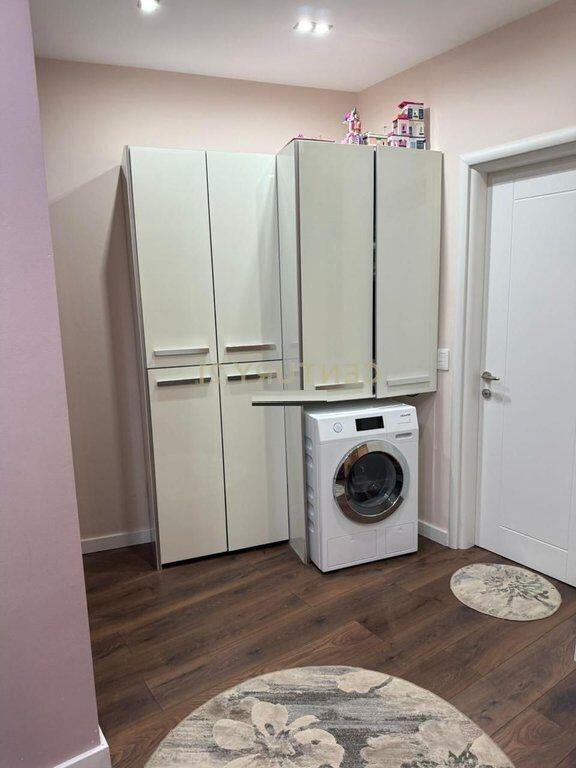 JEPET PËR QIRA APARTAMENT 1+1  LIQENI I THATË