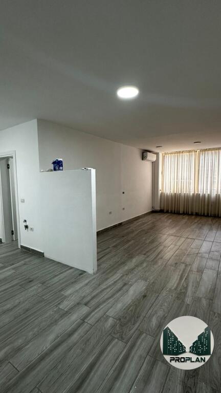 BUSINESS PREMISES FOR RENT IN BLLOK