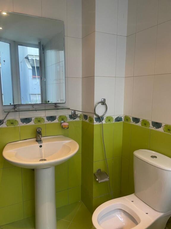 2+1,kompleksi kolombo liqeni i thate,260.000 euro