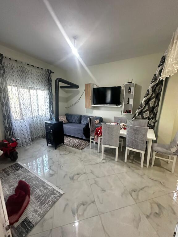 🏡 Shitet Vilë 2-Katëshe Manze