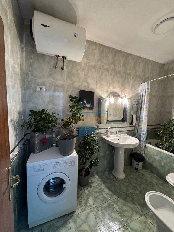 AMBIENTE PER UFFICI IN AFFITTO – ZONA DI BLLOKU, TIRANA