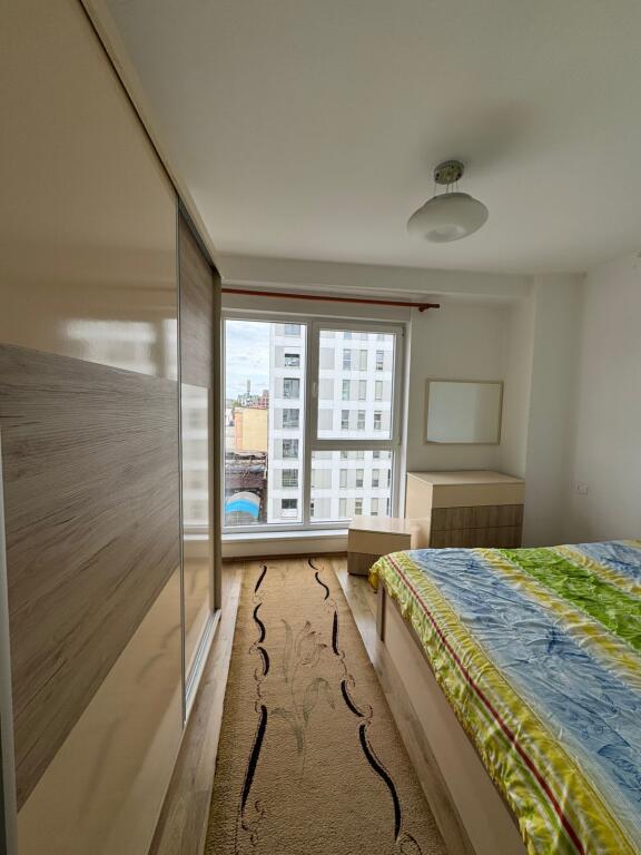 Jepet me qera Apartamenti 1+1, Rruga Siri Kodra , Kompleksi Siri , 500 mije leke