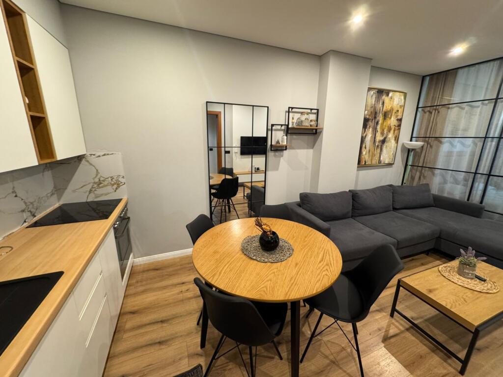 Apartament 2+1 me qera tek Delijorgji