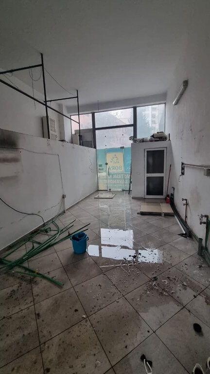 AMBIENT BIZNESI ME QIRA – RRUGA E DIBRËS, TIRANË