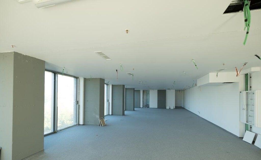 ZYRE ME QIRA TEK DOWNTOWN ONE TIRANA!!