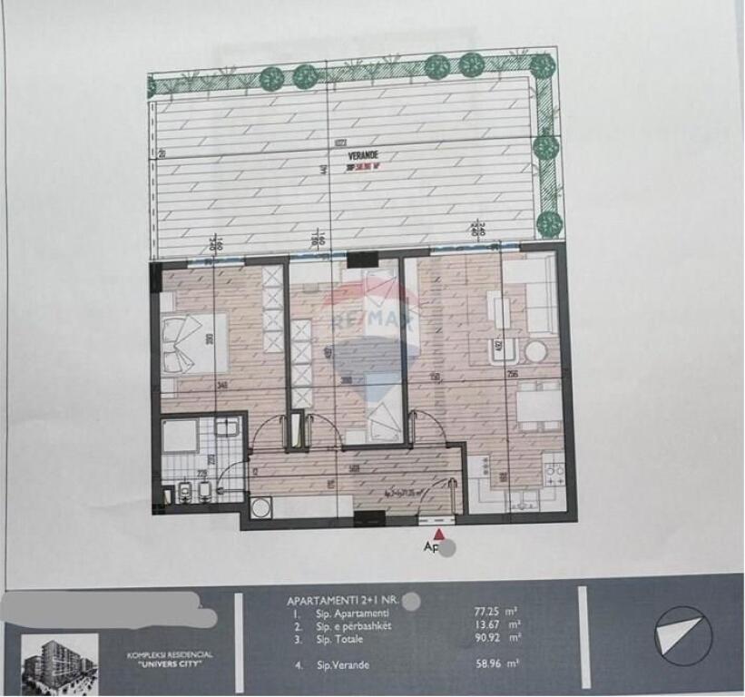 Apartament 2+1 me verande te Univers City