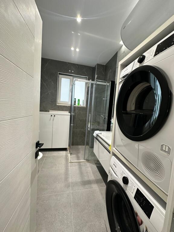 🏡 SHITET APARTAMENT LUKSOZ 2+1 ME PAMJE DETI