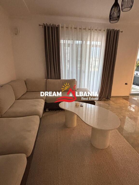 Jepet me qera apartament 2+1 tek rruga Ali Demi prane Bankes BKT ID (4229482)
