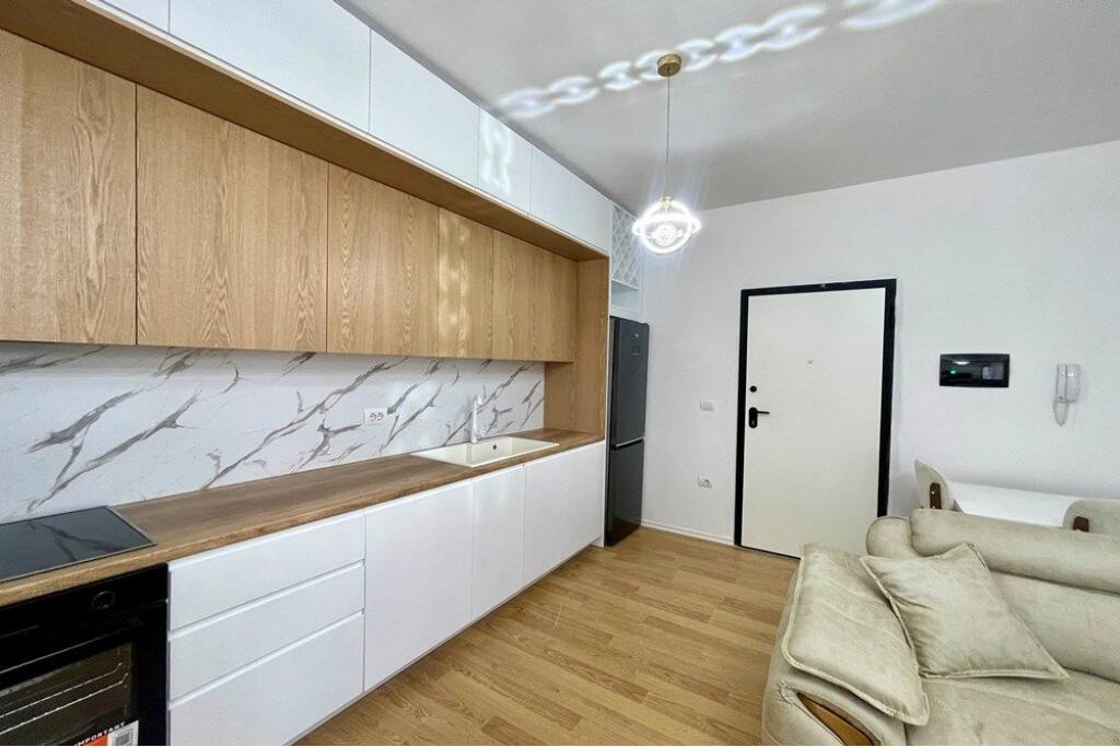 SUPER APARTAMENT 1+1 PER QIRA TEK ZOGU I ZI