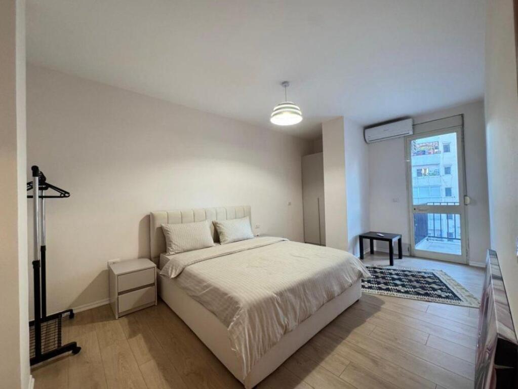 Apartment for rent 1+1 Kavaja Street!